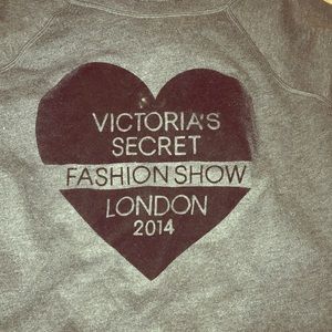 Vs Fashion Show SweatShirt 2014